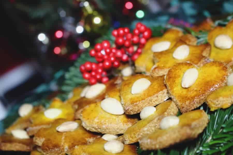 Low Carb Gingerbread Cookies