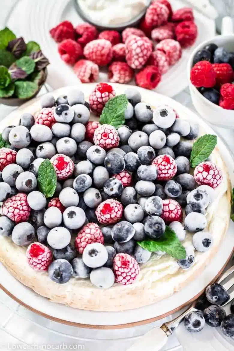 Frosty berries on a cheesecake