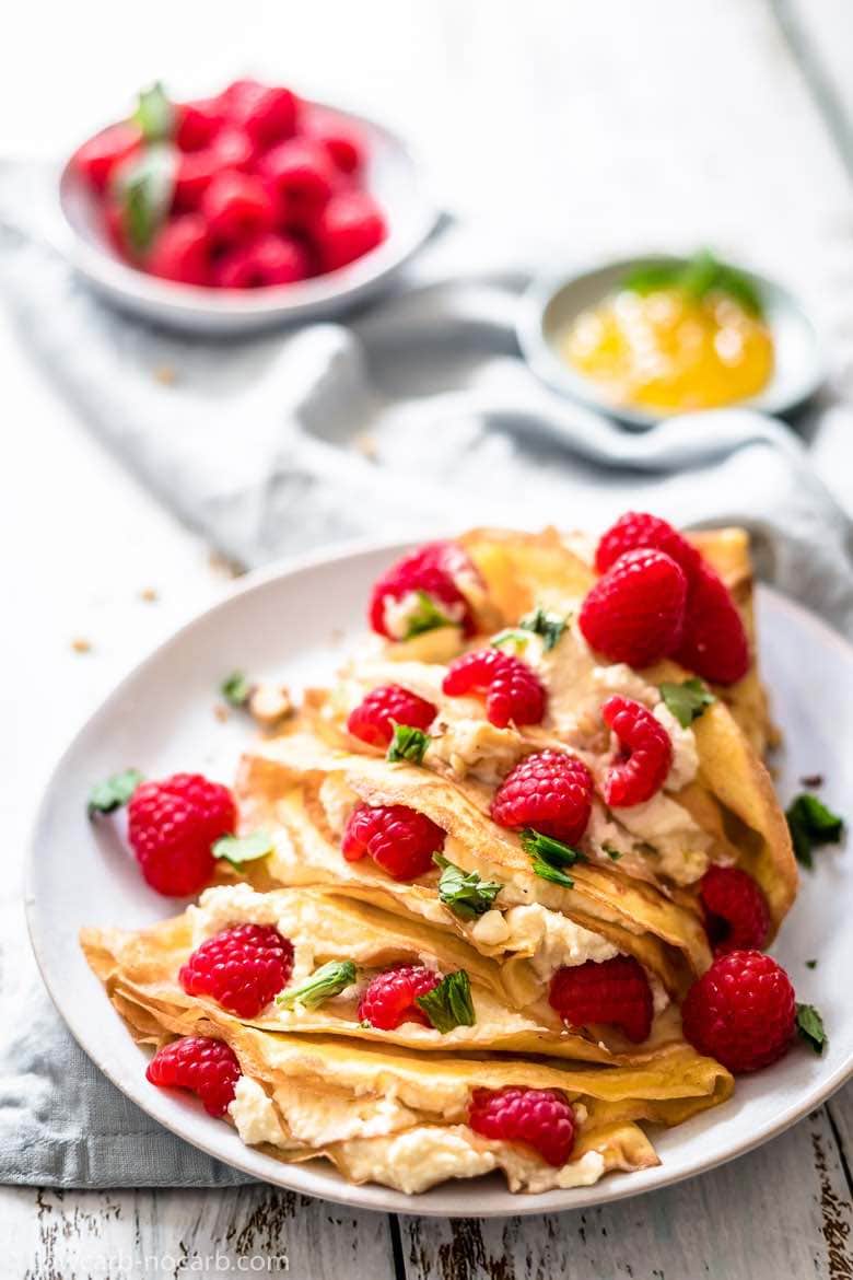 Low Carb Crepes filled with mascarpone