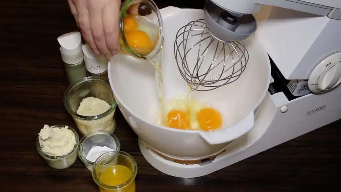 Pouring eggs for keto crepes