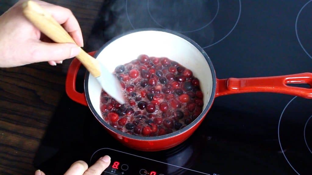 Sugar-Free Keto Cranberry Sauce Recipe cooking