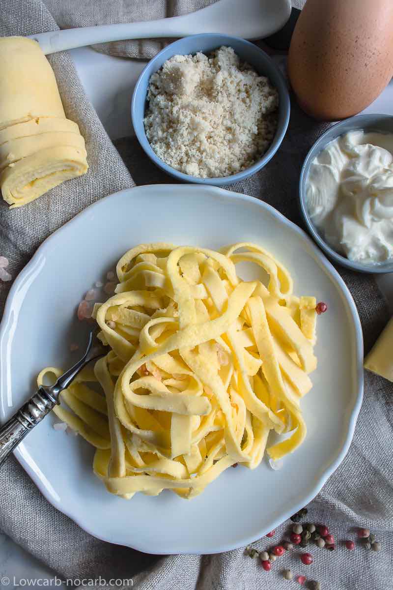 4 Ingredients Keto Noodles ready to eat