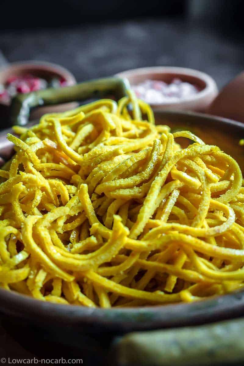 Keto Spaghetti with turmeric