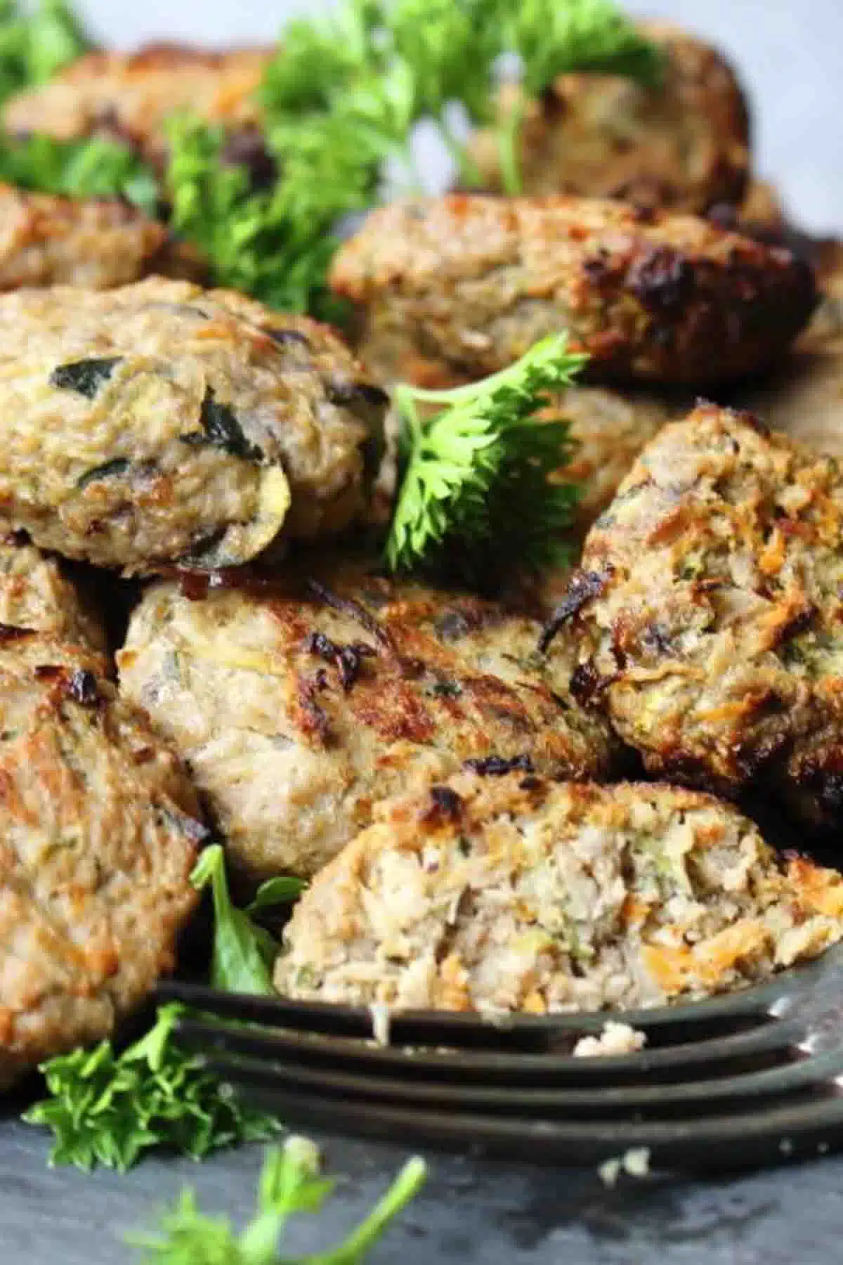 Low Carb Burger Bites with parsley