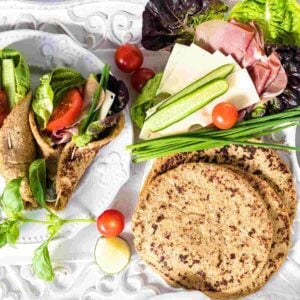 flat bread flaxseed sandwiches.