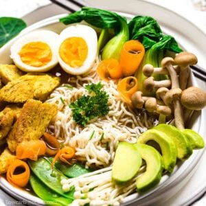 Ramen shirataki noodles with chicken in a bowl.
