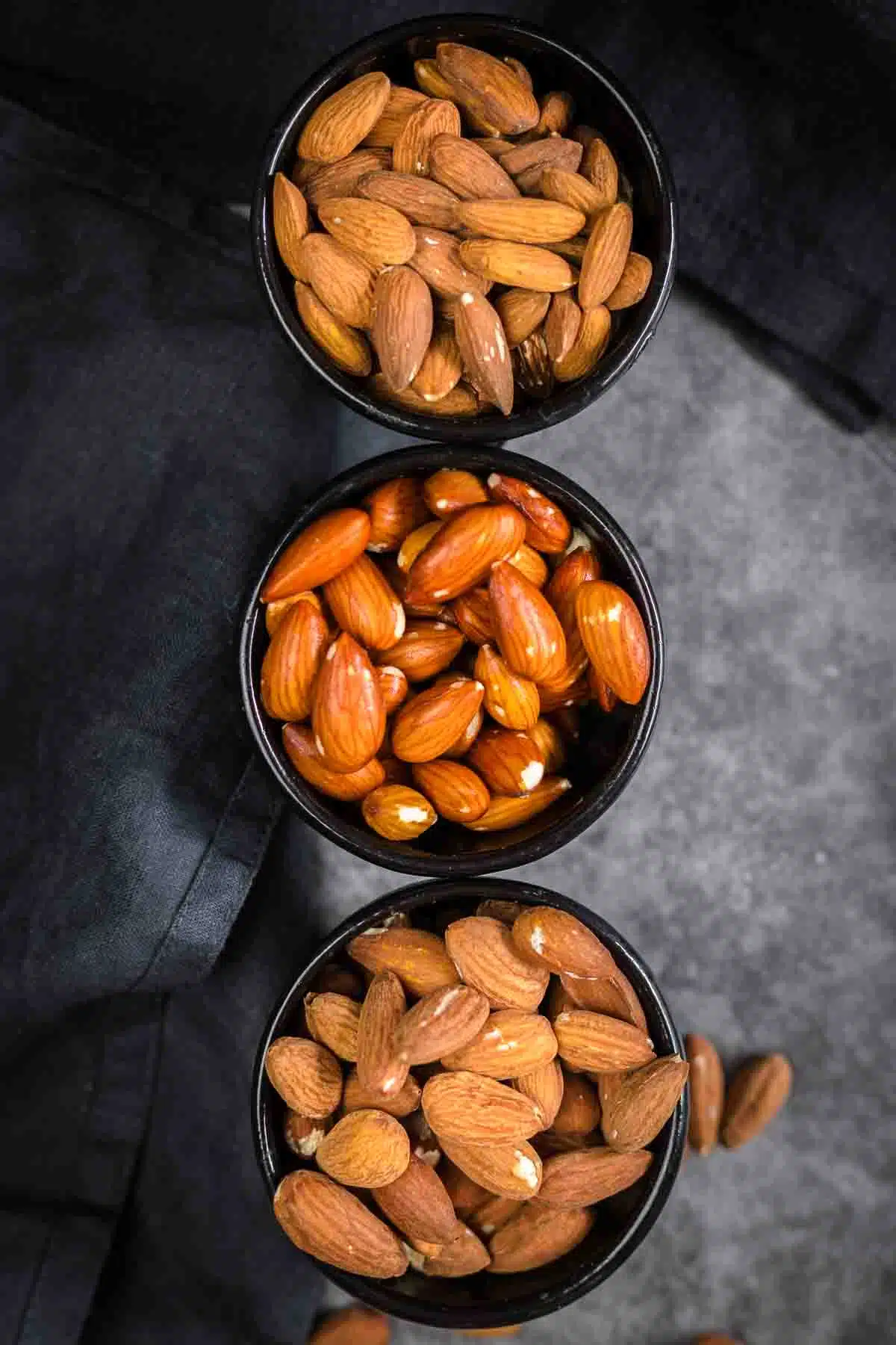 3 types of almonds in a bowls.